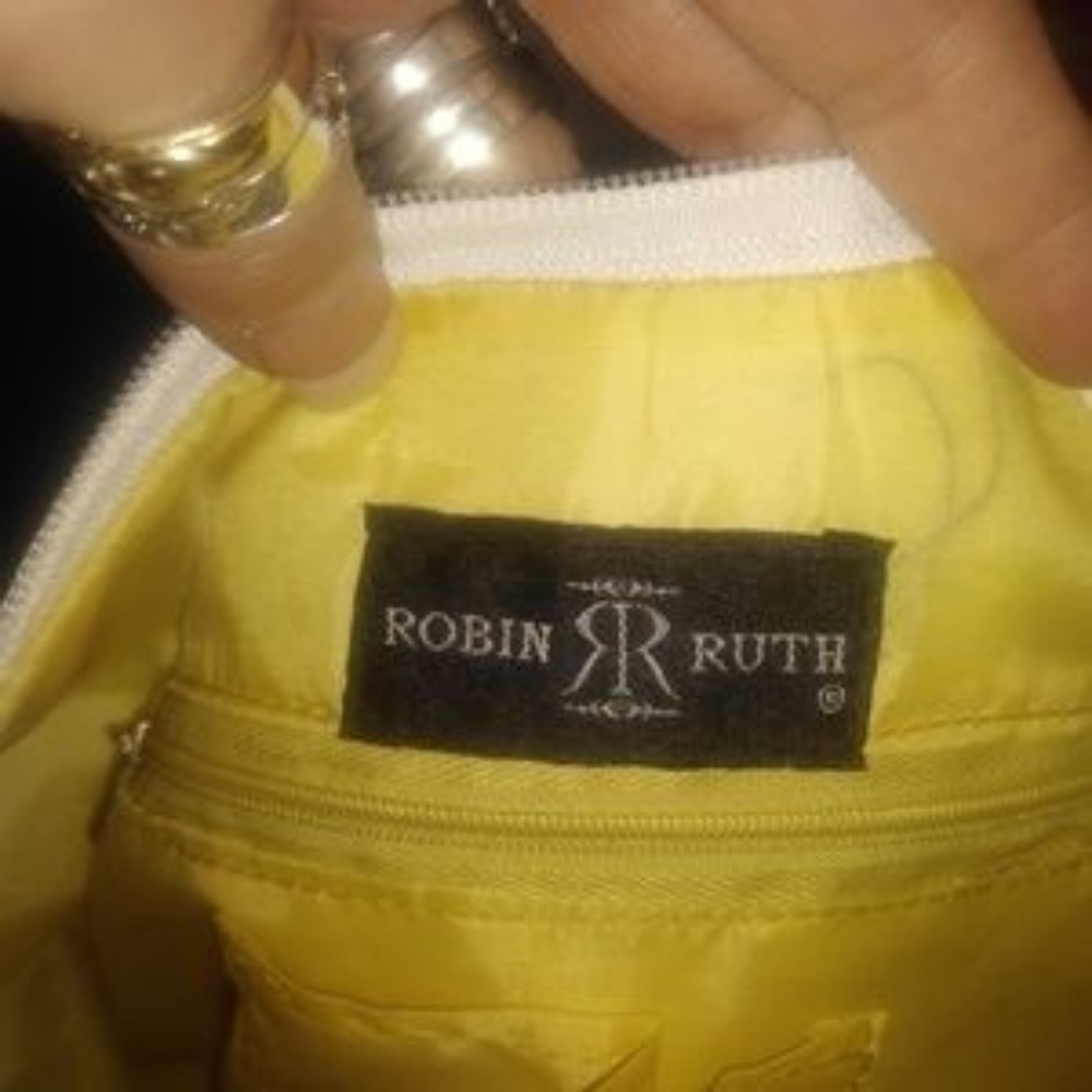 Robin Ruth hobo bag - Picture 3 of 5